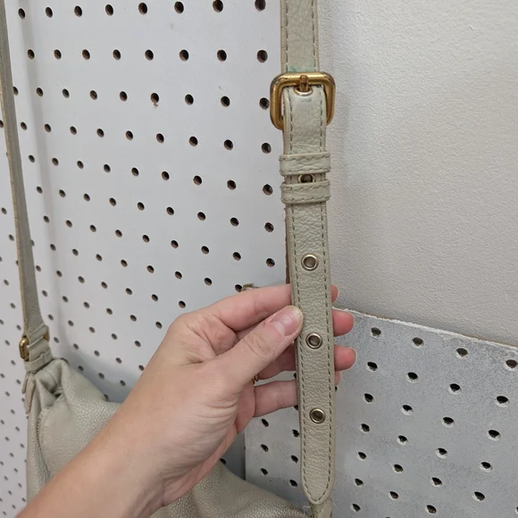 Marc Jacobs Natasha Q Classic Crossbody - AS IS, VERY USED CONDITON - Picture 4 of 8